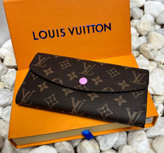 Illuvial Hand wallet with Box